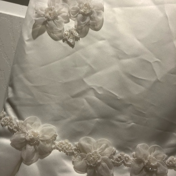 Dress - Picture 5 of 8